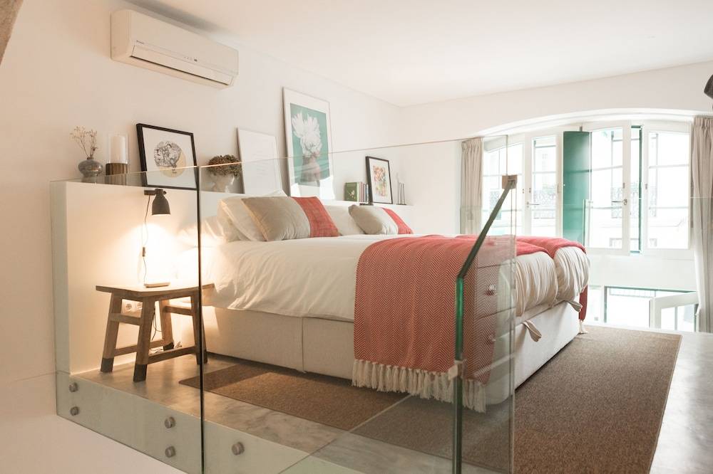 Janelas Verdes Stylish Tailor Made Flat 2