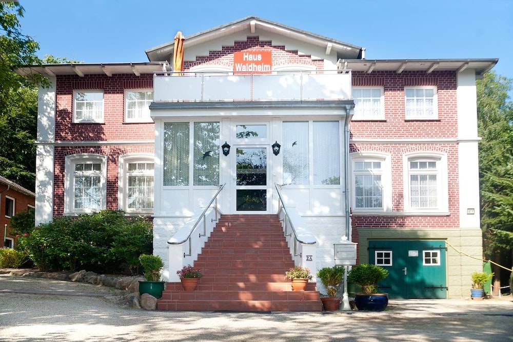 Haus Waldheim 1