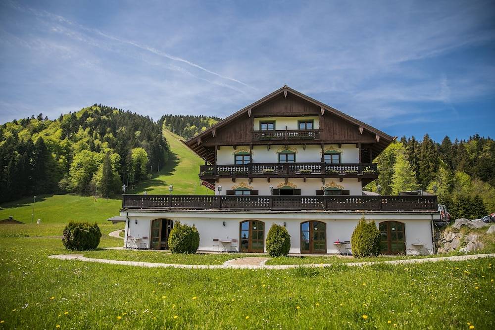 Berghotel Sonnenbichl 1