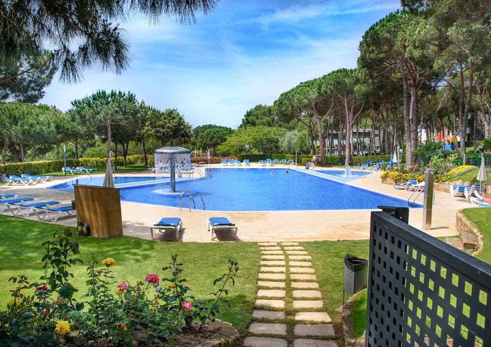Aparthotel Ciutat de Palol 1