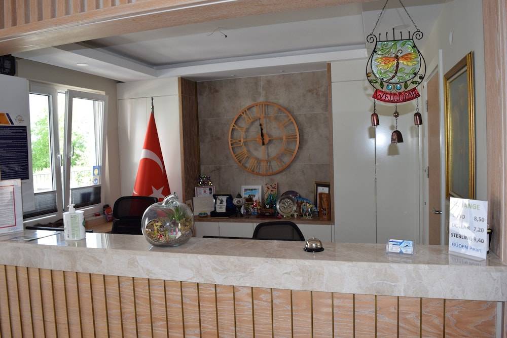 Güden-Pearl Apart Hotel , Große Apartments mit Küche , Privater Strand , Ausgezeichnetes Frühstück 2