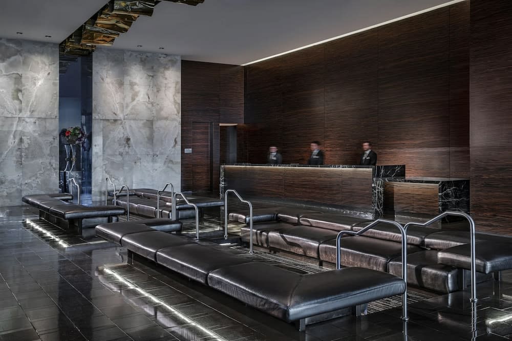 StripViewSuites at Palms Place 2