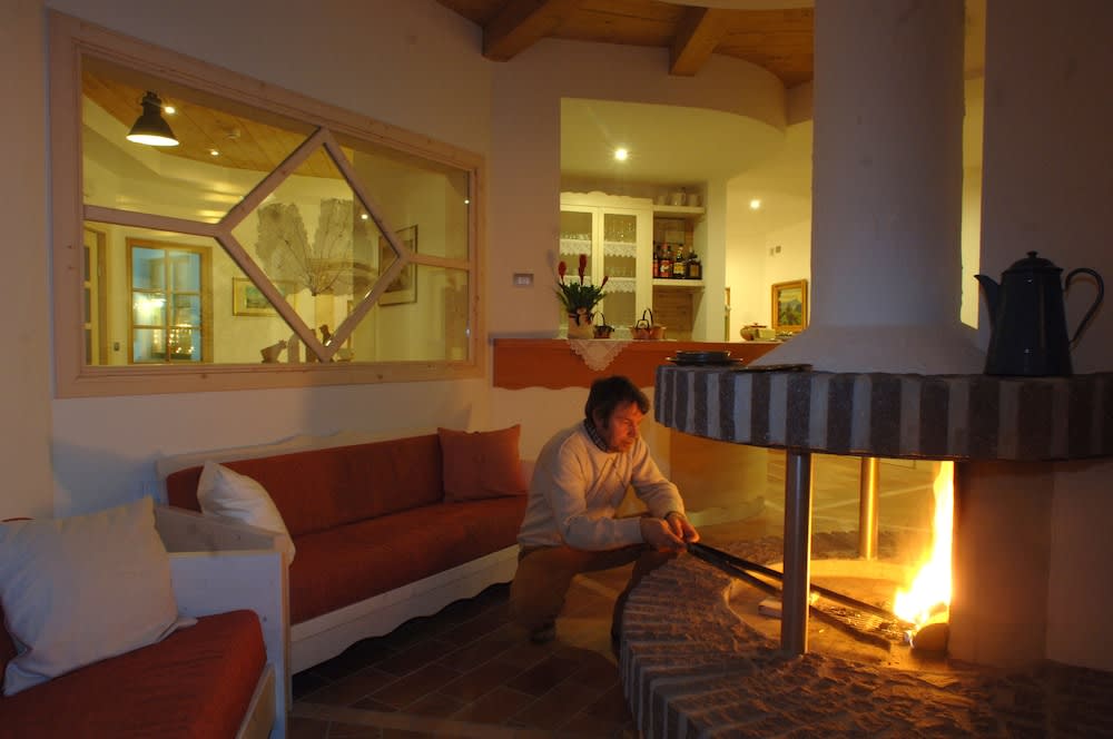 Castelir Suite Hotel 2