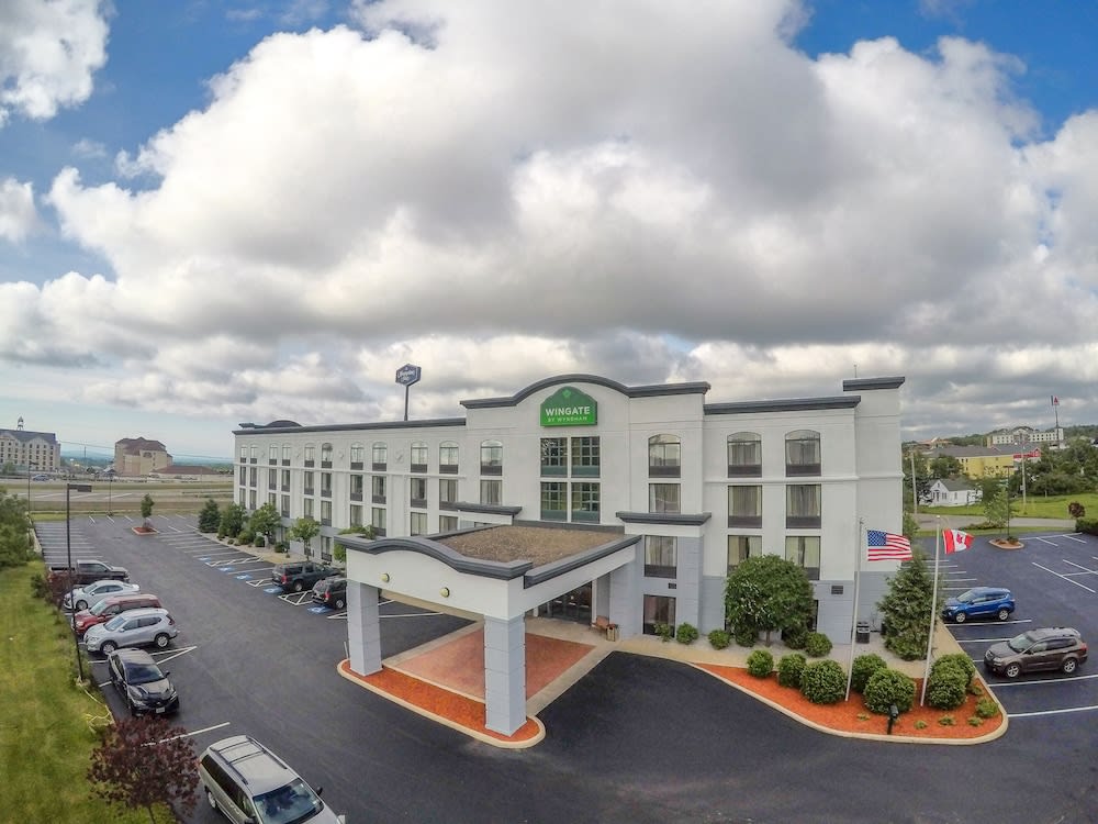 Wingate by Wyndham Erie 1
