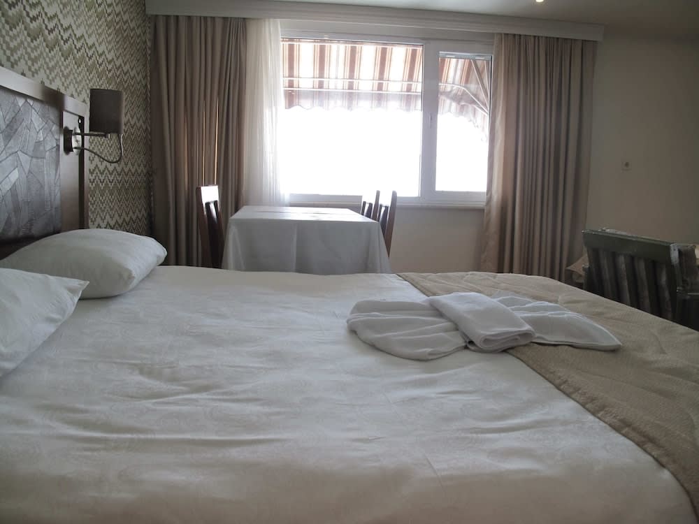 Grand As Hotel 1