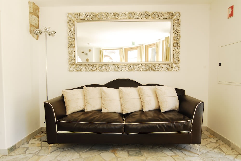 Boutique Hotel Zum Rosenbaum 1