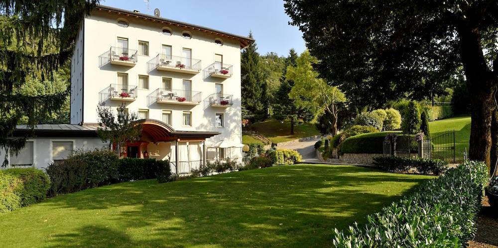 Hotel Lilla' 1