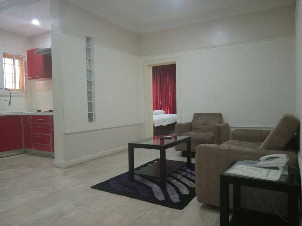 Margaretta Classic Suites and Hotel 2