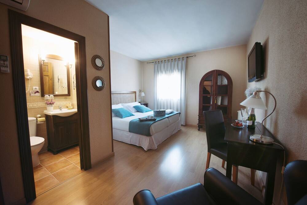 Hostal Rural Moratín 1