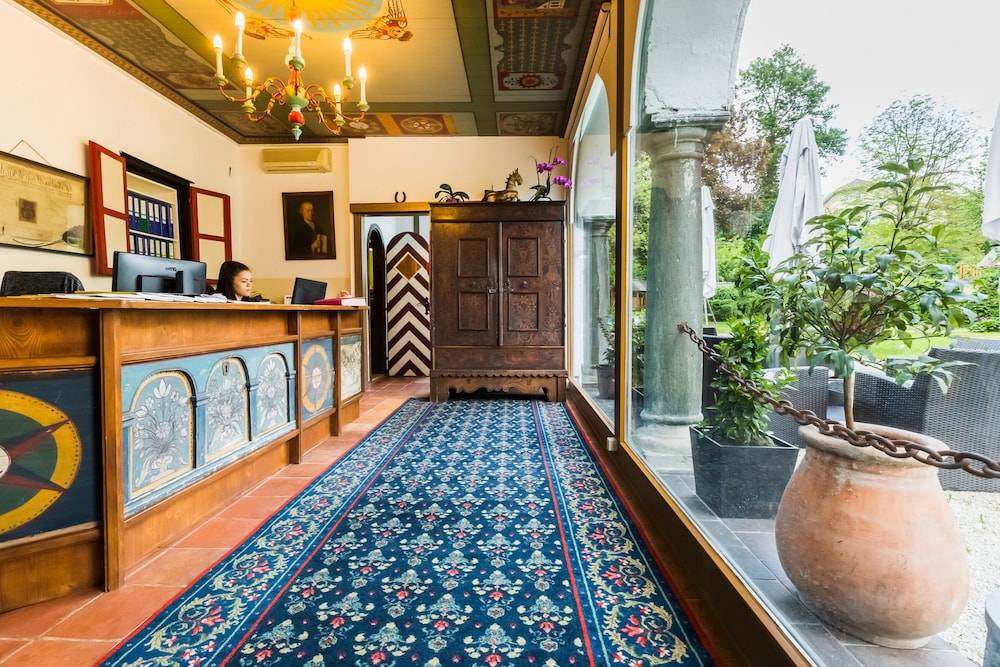 Hotel Schloss Leonstain 2