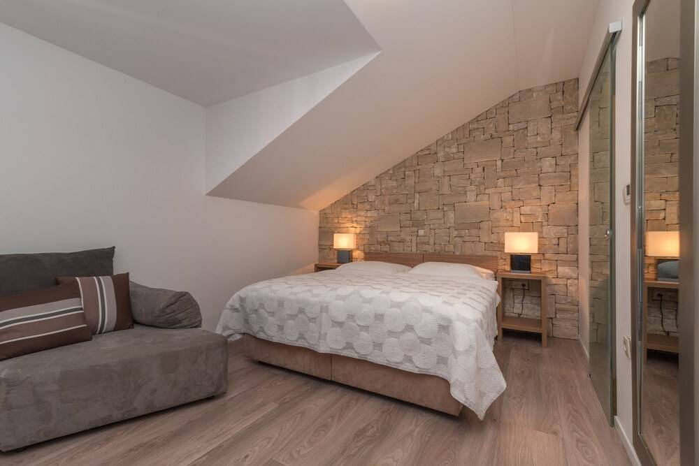 Villa Lucica Trogir 2