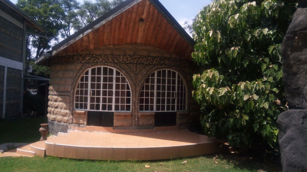 Brooks Lodge 1