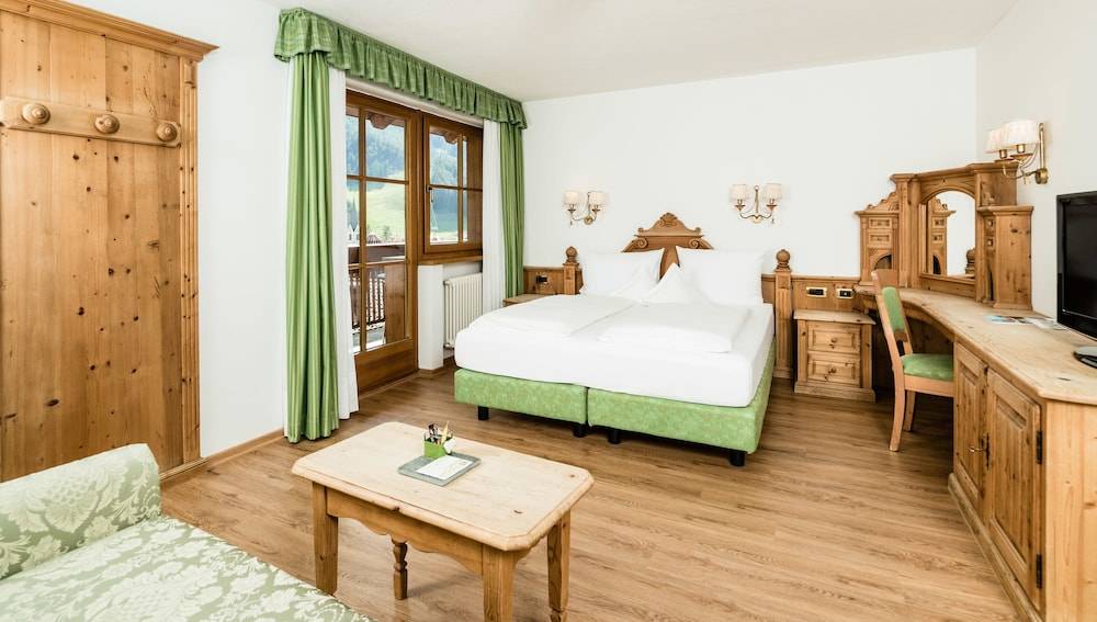 Almhof Hotel Call 2
