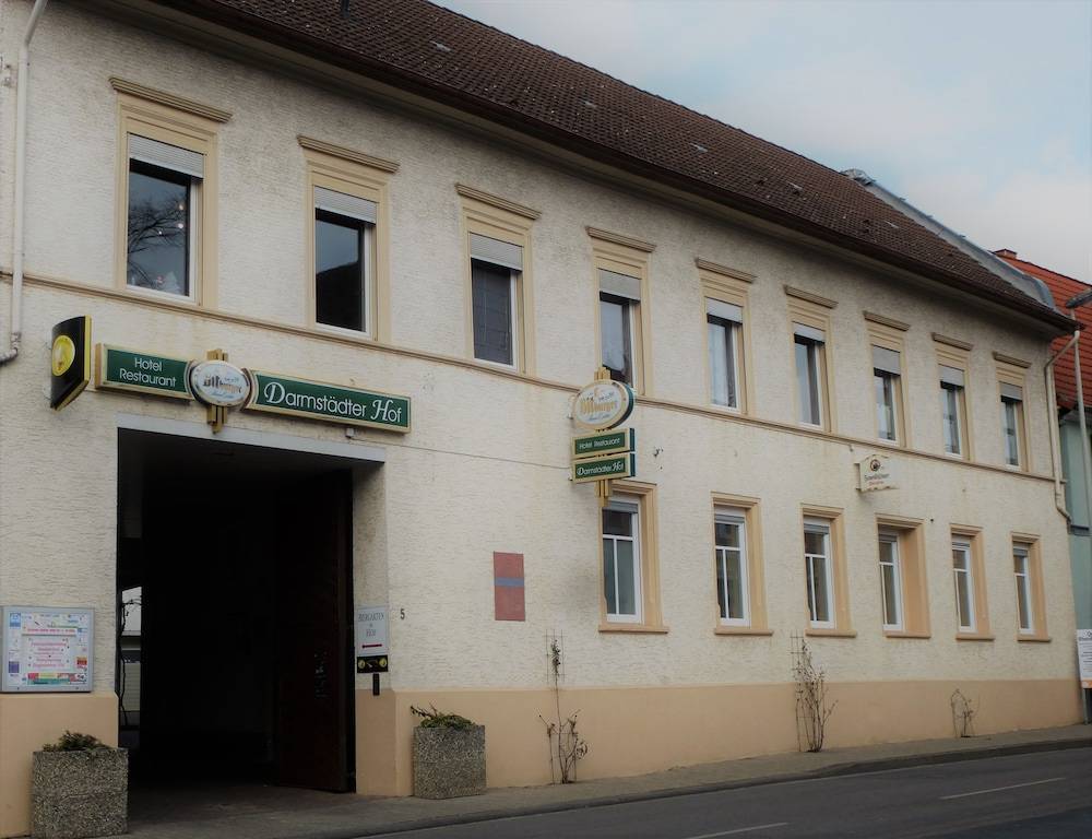 Darmstädter Hof 1
