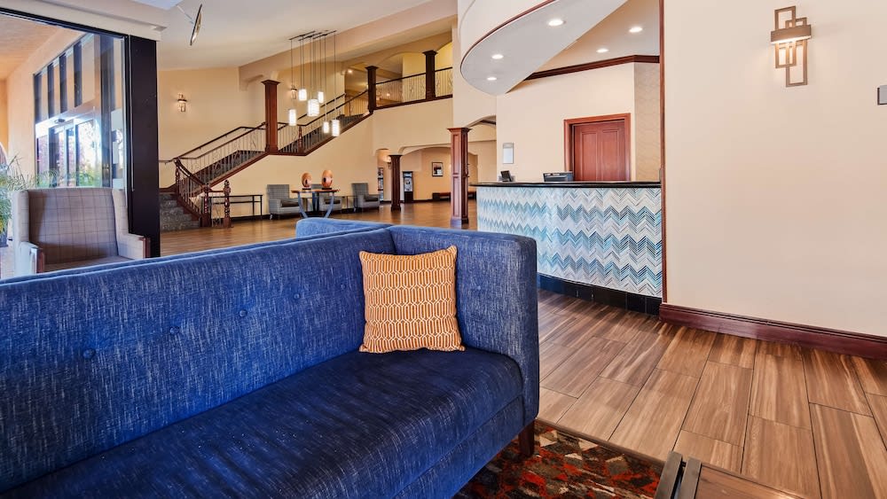Best Western Plus Heritage Inn 2