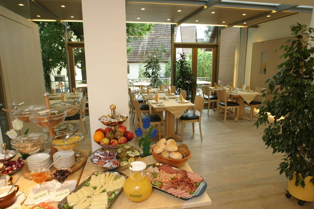 Hotel und Gasthof Ritter St. Georg 2