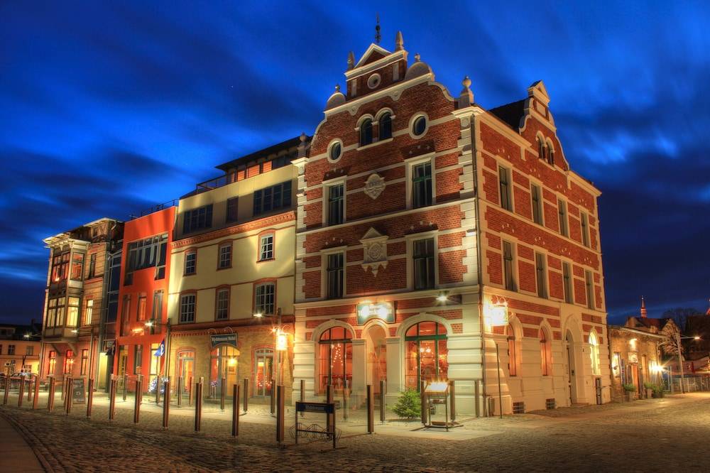 Hiddenseer Hotel 1