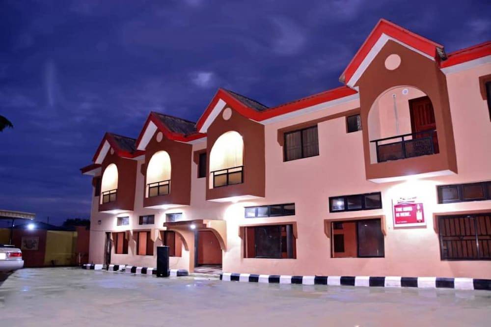 De Wise Hotel 1