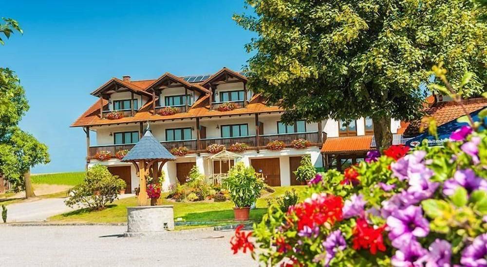 Landhotel Mappacher Hof 1