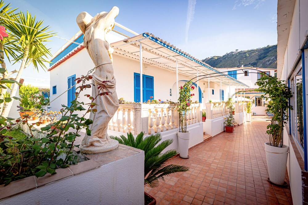 Hotel Casa Adolfo Ischia 1