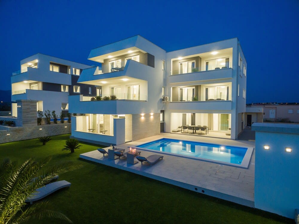 Apartments & Rooms Pool Villas Maris 1