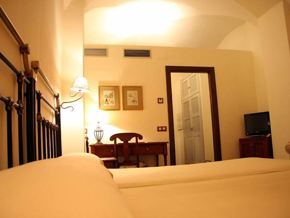 Hospedium Hotel Cortijo Santa Cruz 2