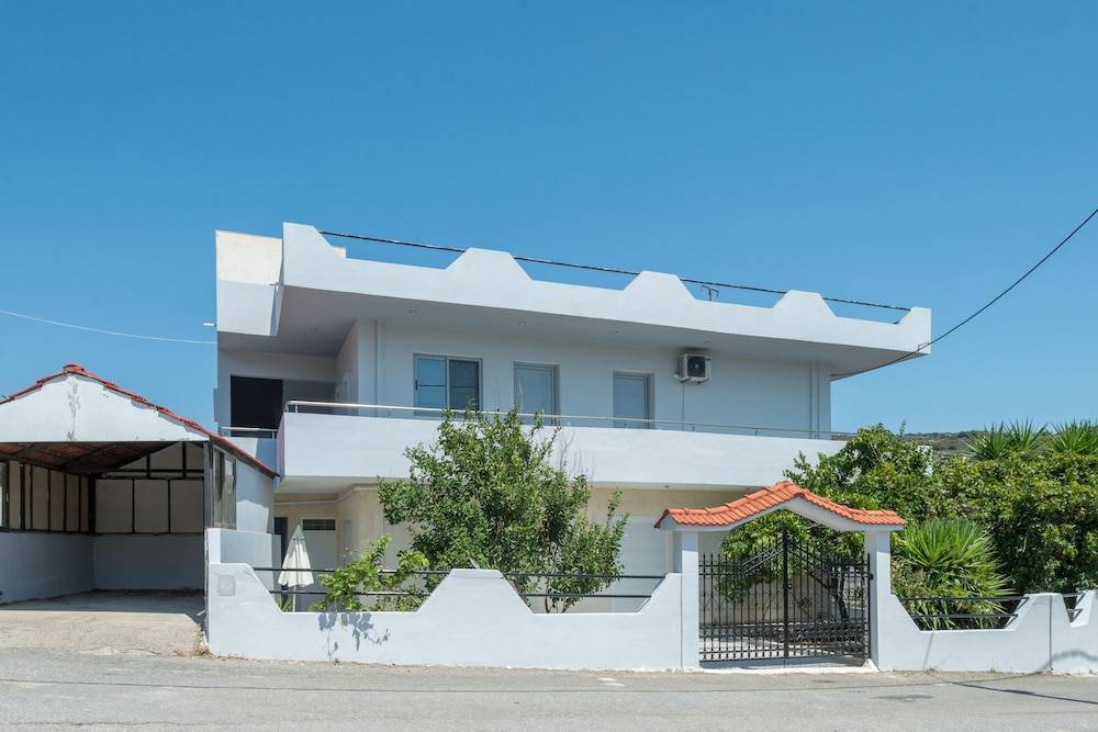 Rhodes Paulsia Cosy Apartments 1