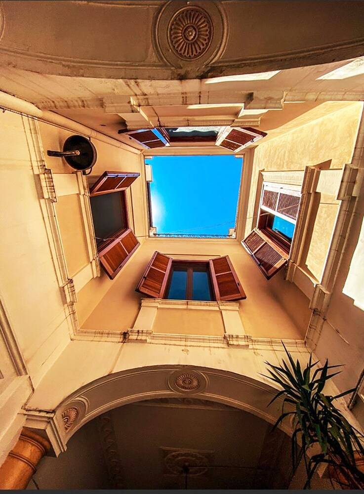 Casa Manfredi D'Angiò 2