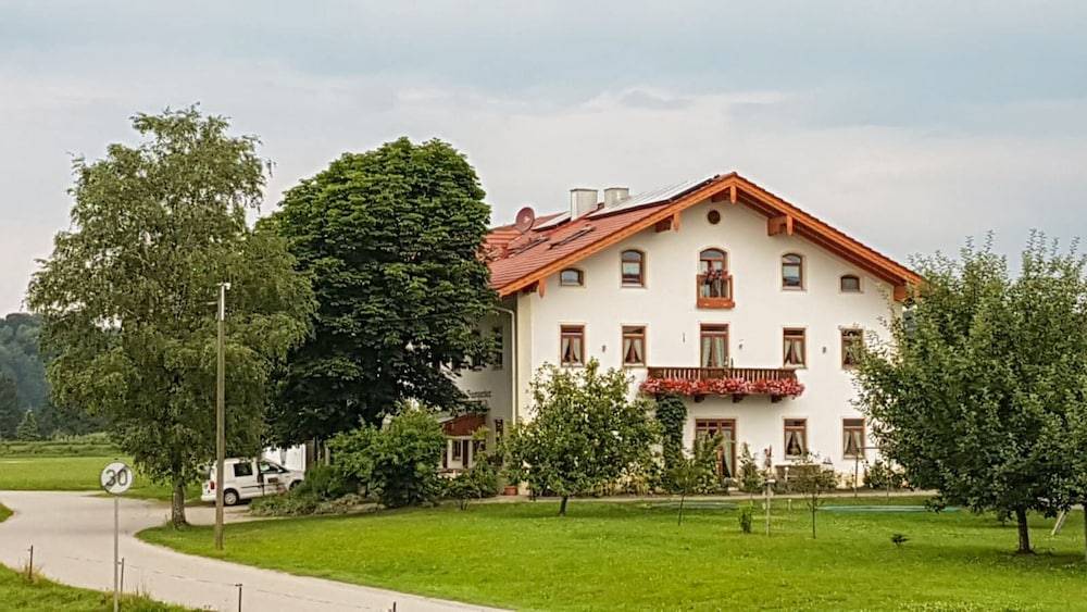 Pension Baumgartner 1