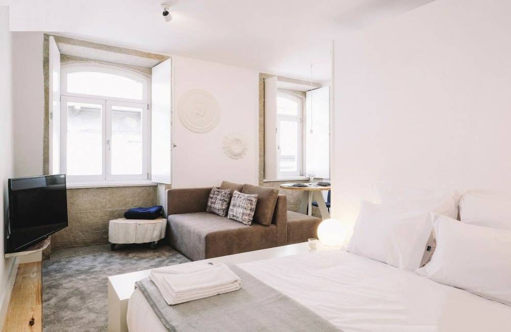 ORM - Almada Apartments 1