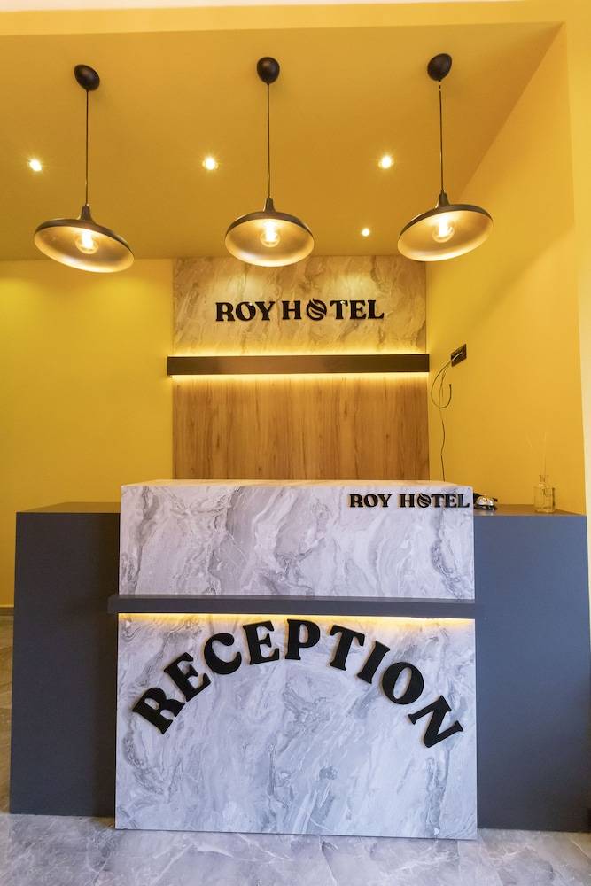 Roy Otel 2