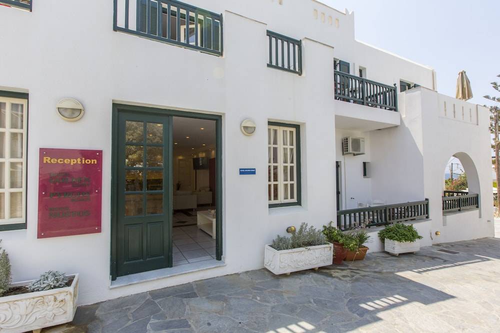 GOLDEN COAST NAXOS 1