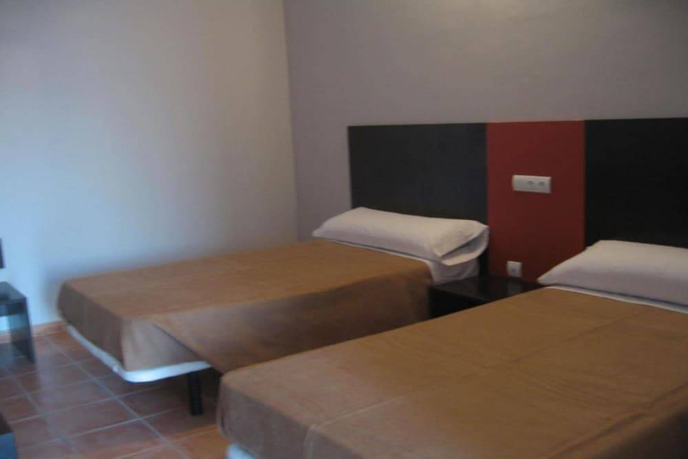 Hostal Ayamonte Los Mellizos 2