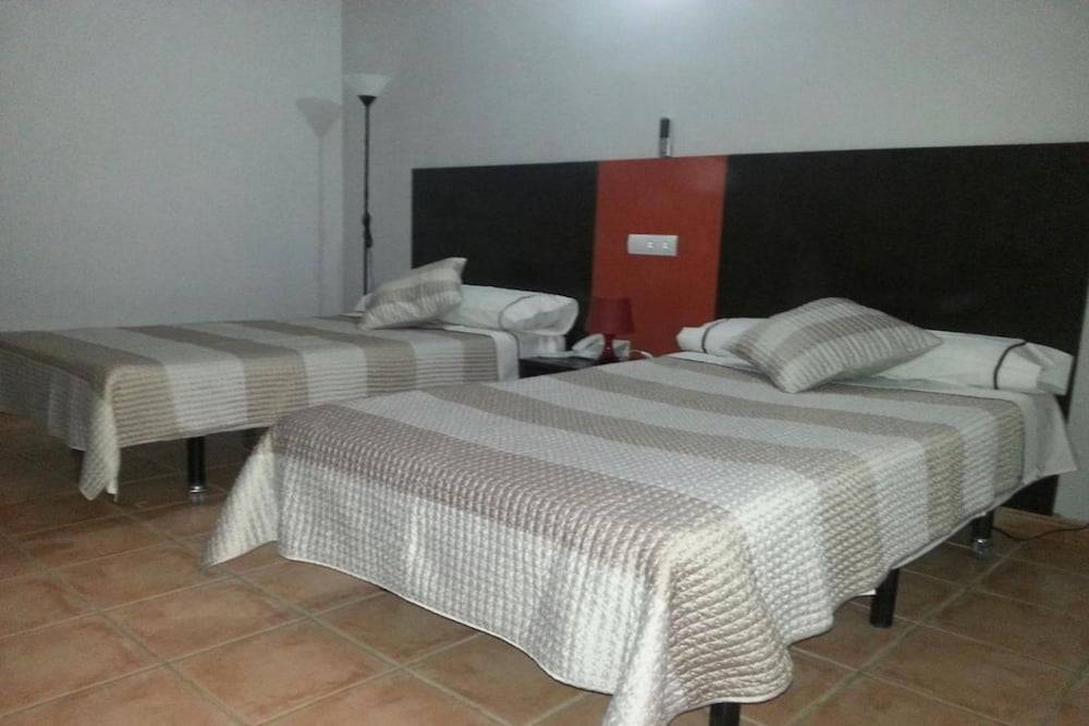 Hostal Ayamonte Los Mellizos 1