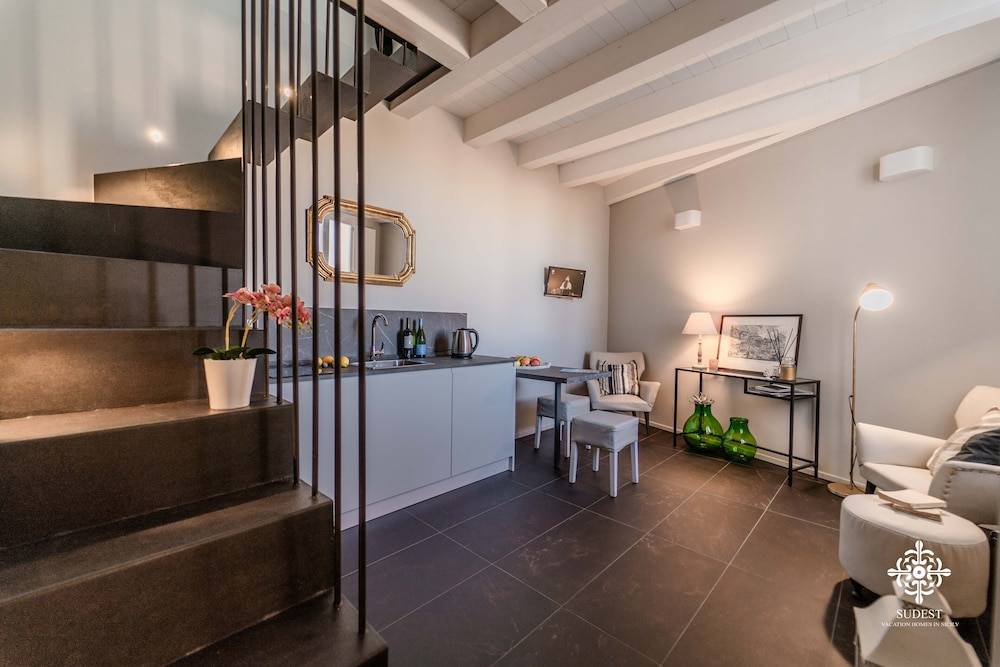 Ortigia Charming Suite 2