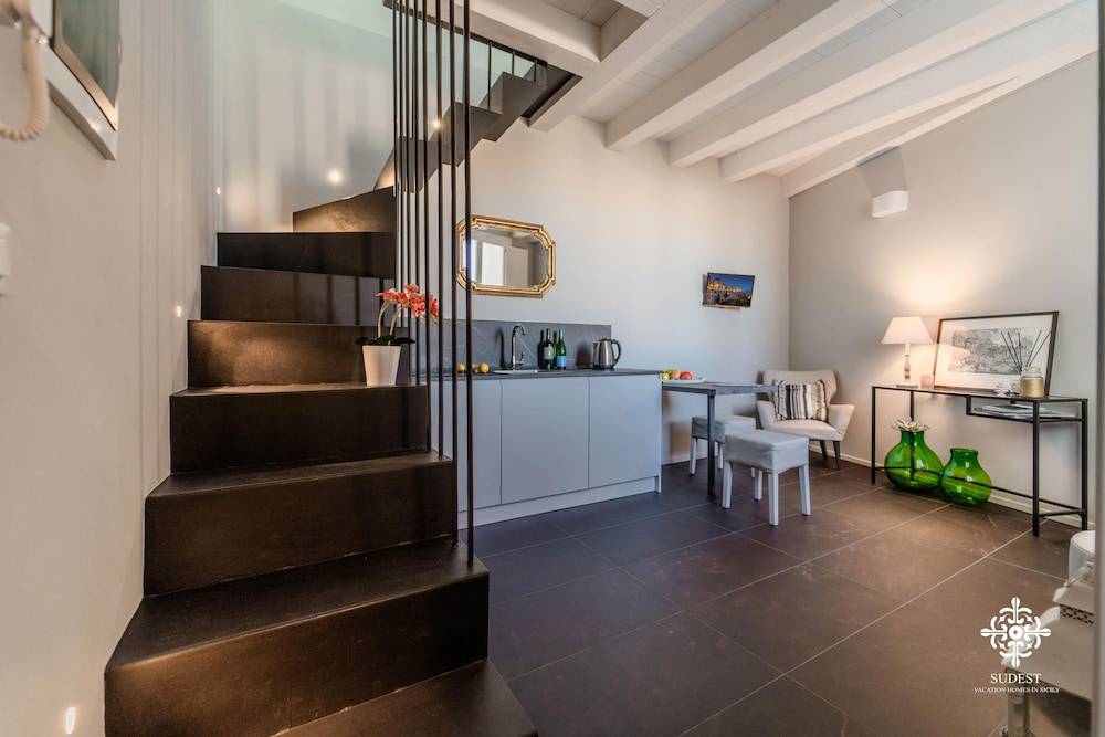 Ortigia Charming Suite 1