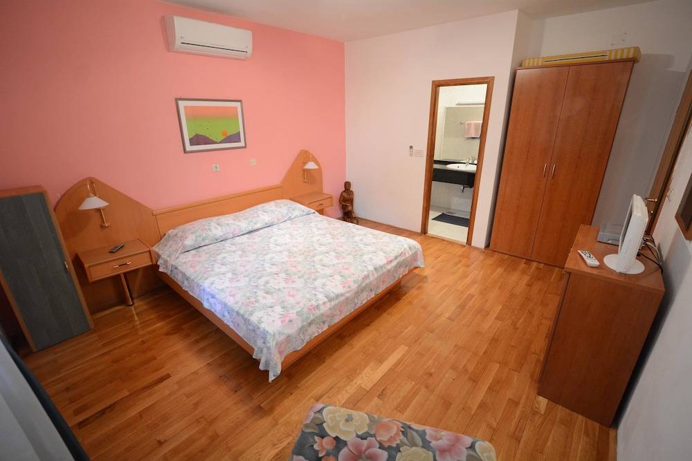 Beach Villa Ratac 2