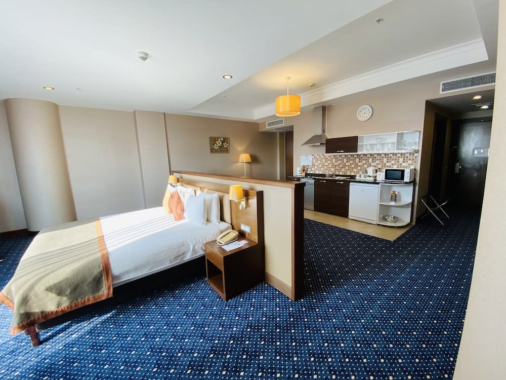 Parkside Hotel & Apartments 2