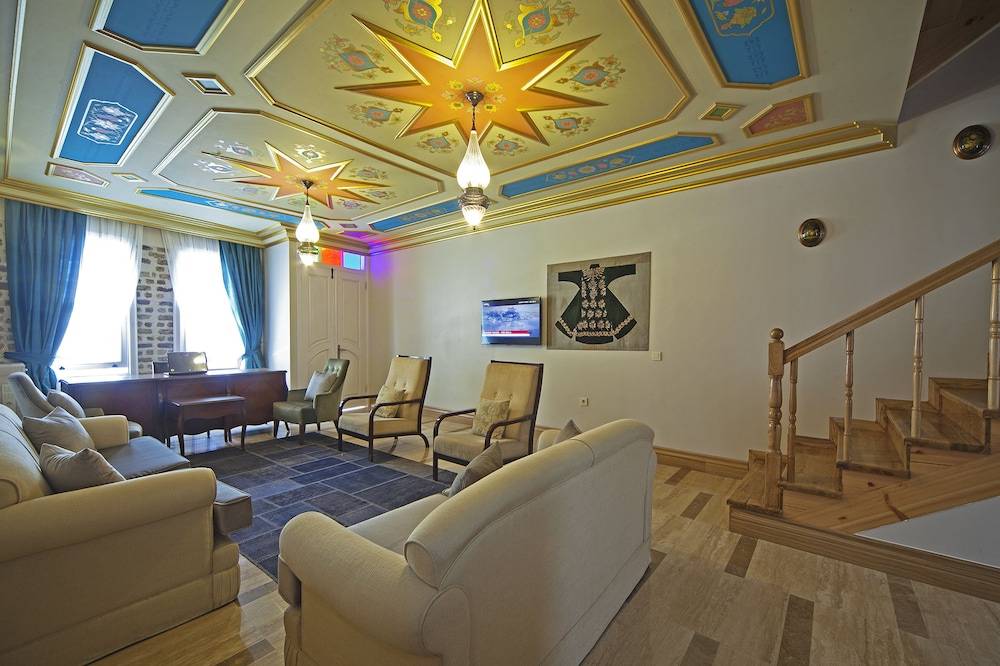 Azade Premier Istanbul Hotel & Steps from Hagia Sophia 2