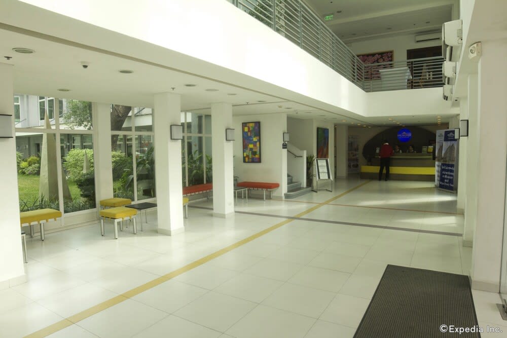 Microtel by Wyndham UP Technohub 2