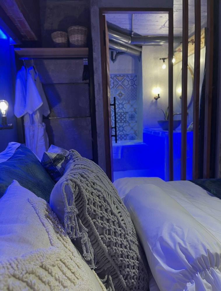 Blue Tulip - 4mins from Mactan Airport 2