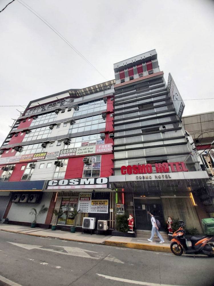 OYO 924 Cosmo Hotel Espana Near Ust 1