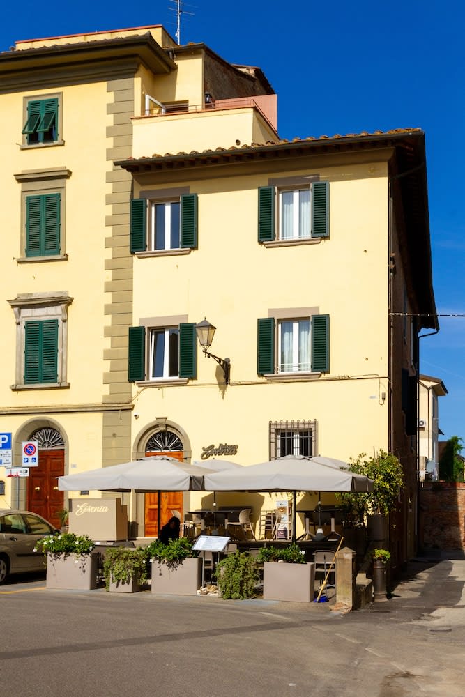 PALAZZO ESSENZA 1