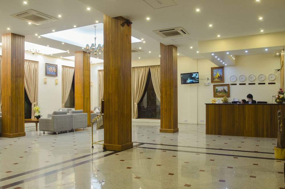 Reno Hotel 2