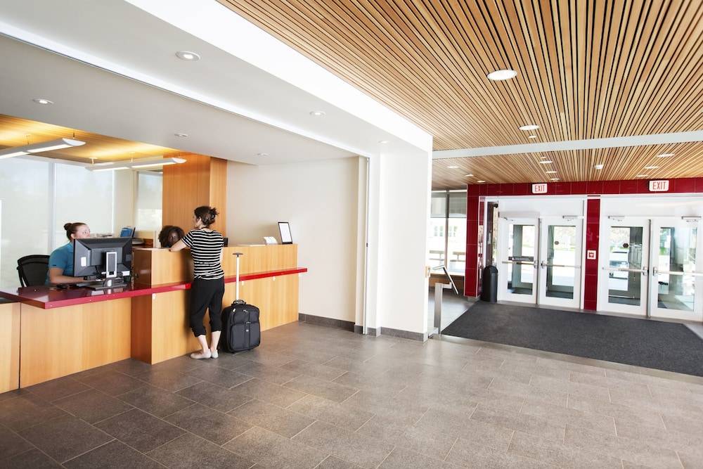University of Calgary - Seasonal Residence 2