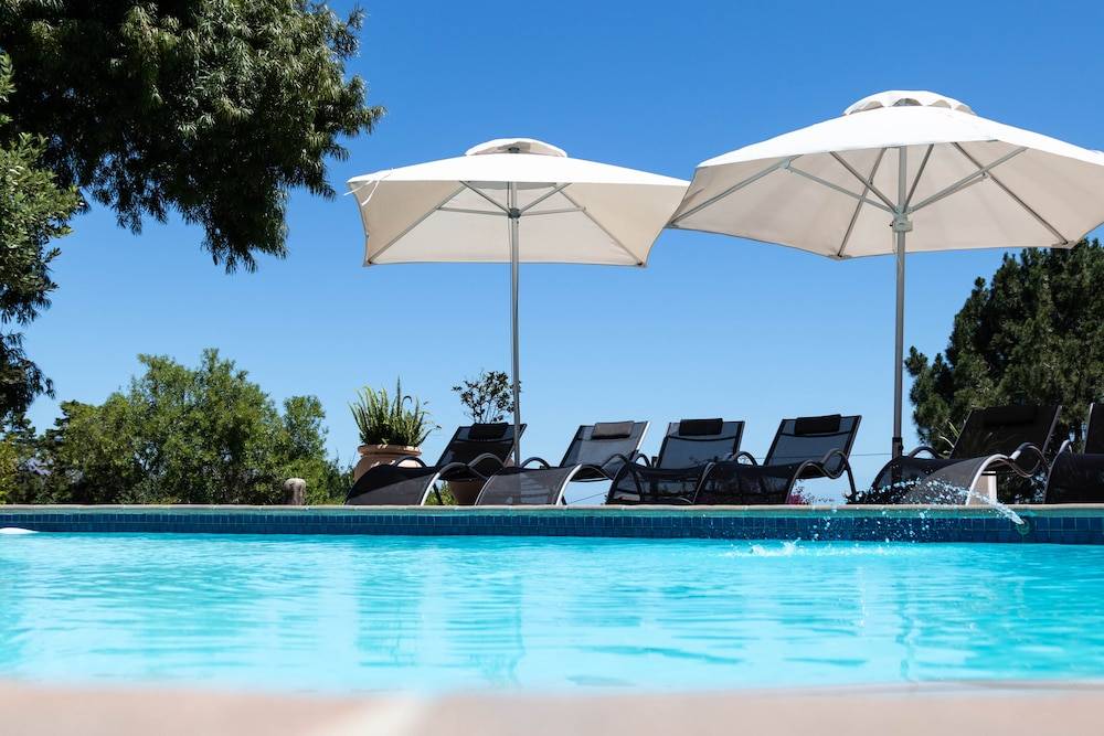 Winelands Villa Guesthouse and Cottages 1