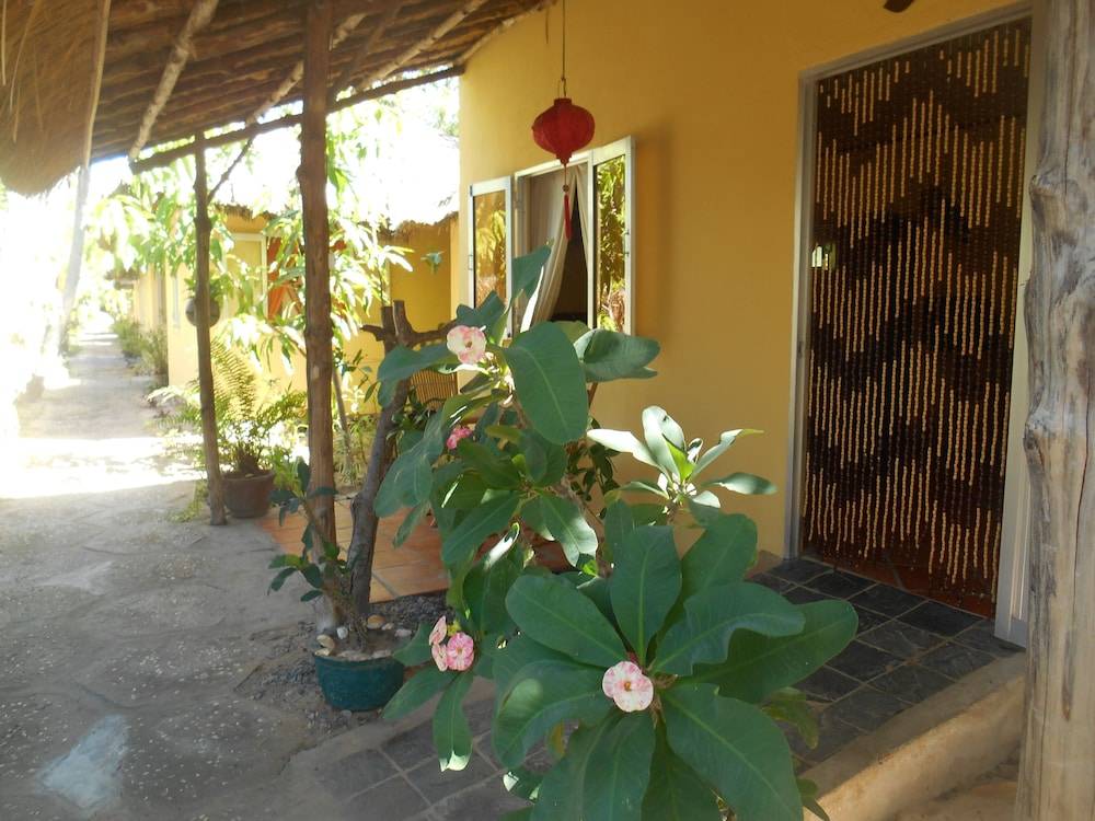 Thuy - Gunter Garden Bungalow 1