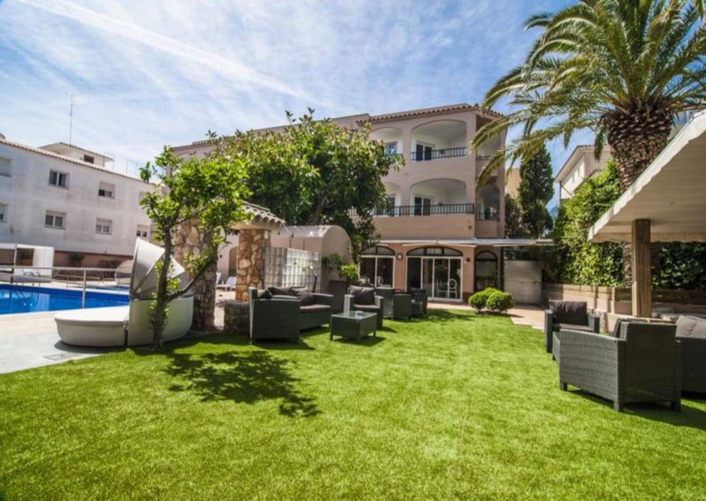 Apartamentos Royal Life 1