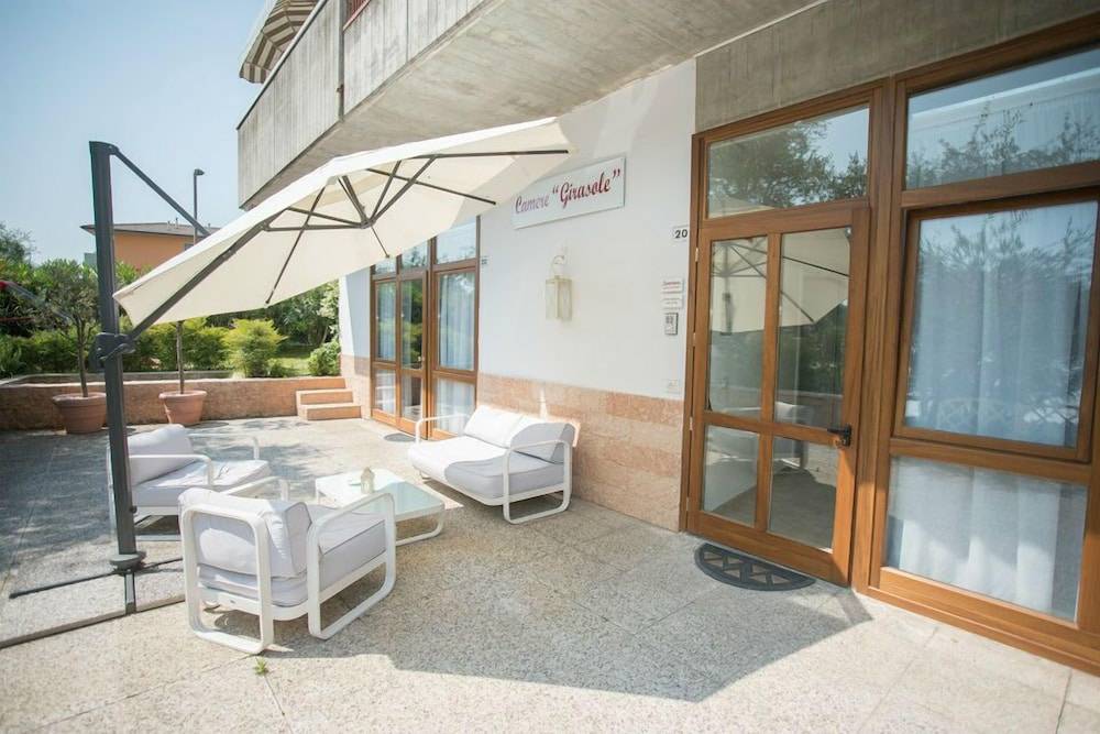 Camere Girasole 1