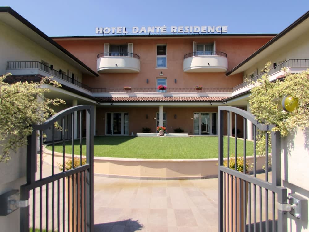 Hotel Dante Residence 1